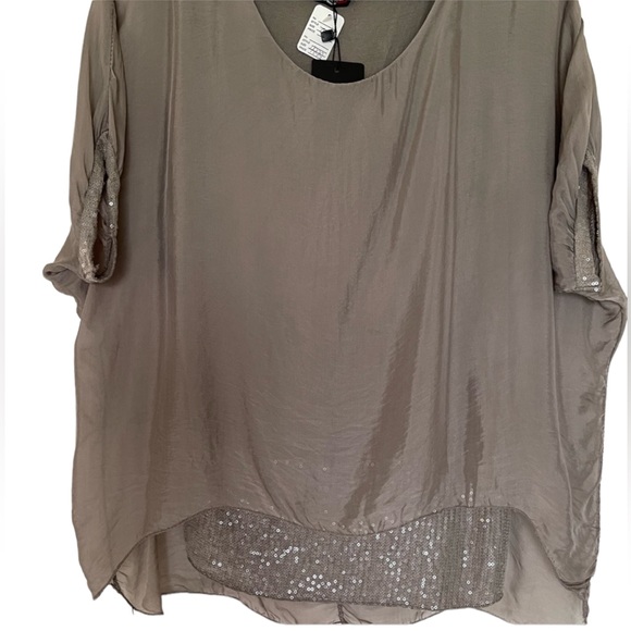 NTbyAmati  Silk Taupe Top w Sequin Embellishment One Size  Made in Italy - Picture 2 of 11